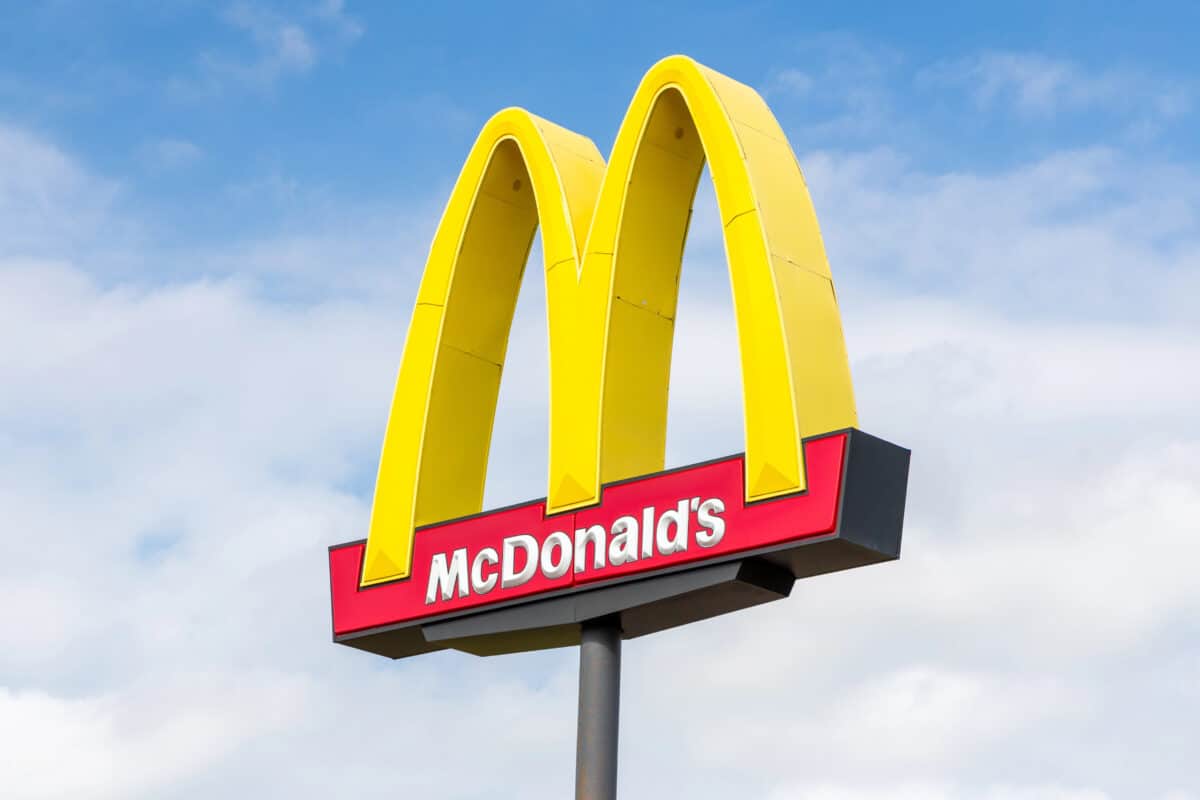 Everything You Need to Know About the McDonald’s E. coli Outbreak A Summary of the Deadly Onion